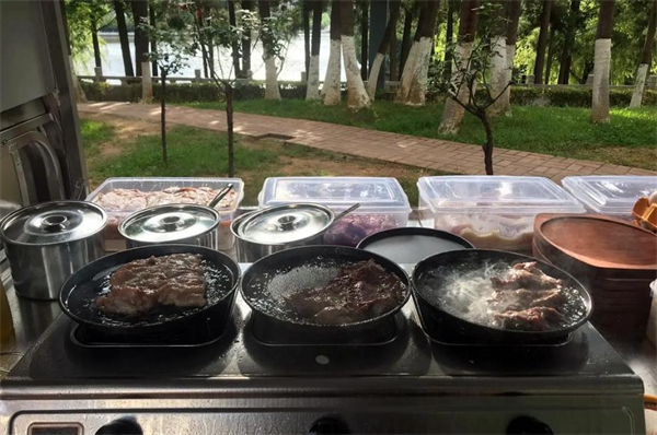 火见街头牛排加盟费