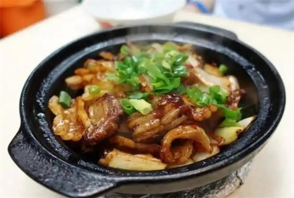 港式炭火煲仔饭加盟费