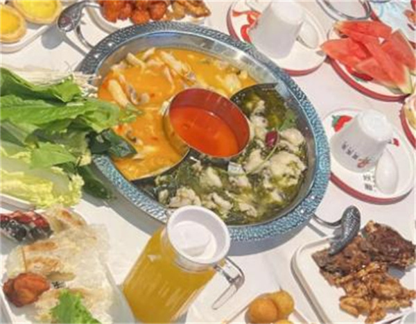 番柒柒三味自助火锅加盟费