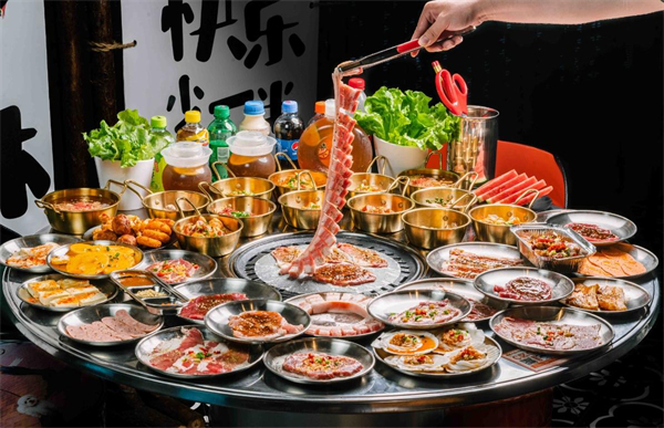 破破烂烂的烤肉加盟费