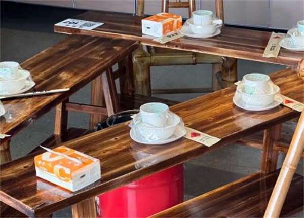 逵胖胖炉边菜加盟费