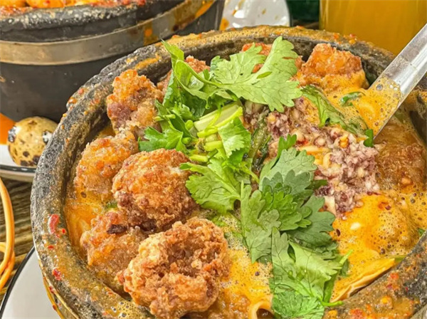 阿朵妹砂锅土豆粉加盟费