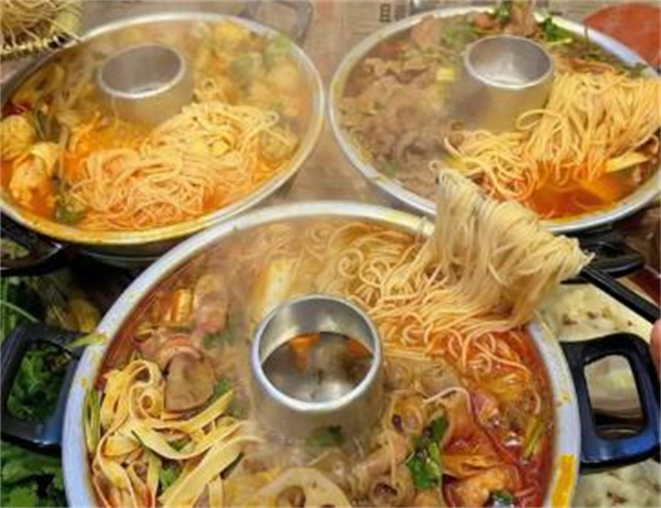 呷洞庭火锅米线加盟费