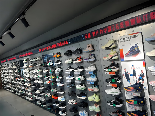 安踏童鞋加盟费