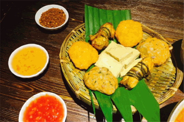 火烧云傣家菜加盟费