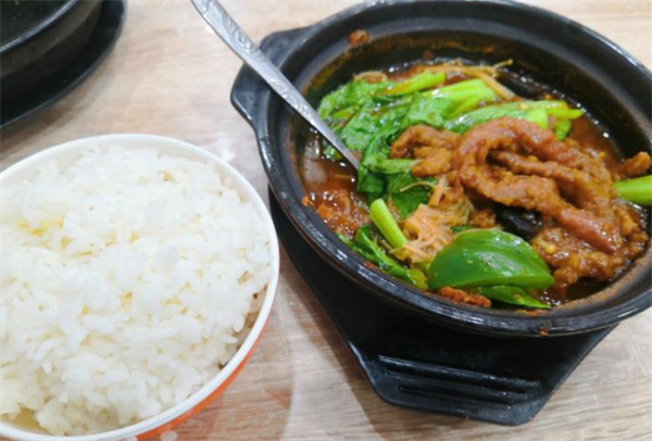 速味居黄焖鸡米饭加盟费