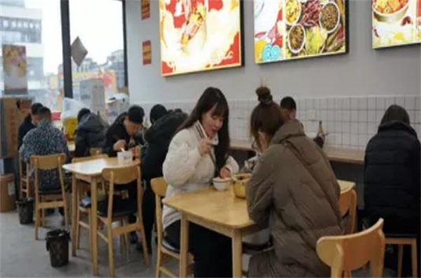 西施冒菜加盟费