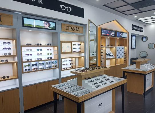 查尔斯顿眼镜加盟费