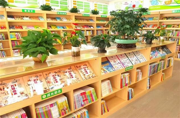 华童图书馆加盟费