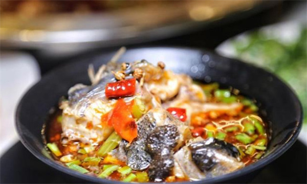 廖姥爷美蛙鱼头加盟费