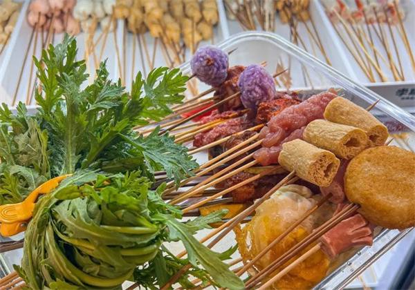 李蹦蹦地摊麻辣烫加盟费