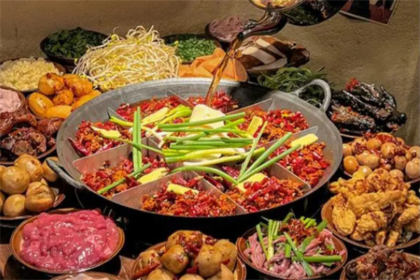 赵美丽重庆火锅加盟费