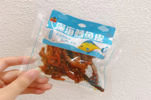嗨吃匠零食加盟费