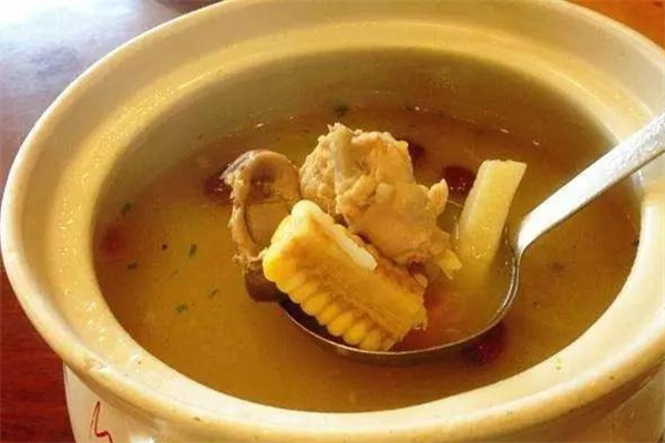 煨阿婆营养煨汤加盟费