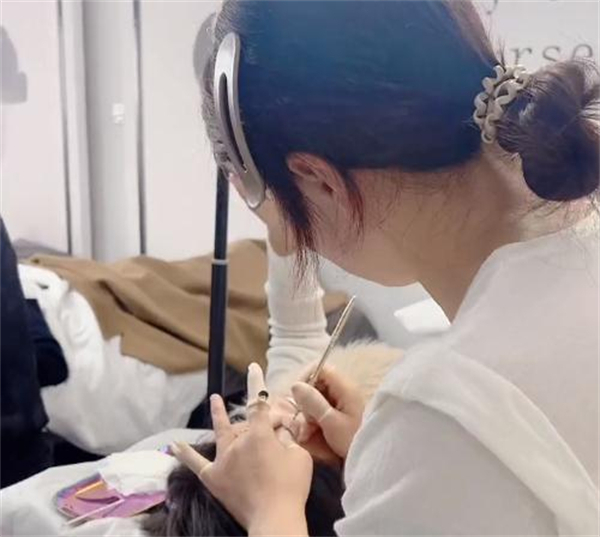 如花家纹绣加盟费