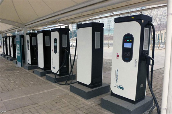 卓越充电桩加盟费