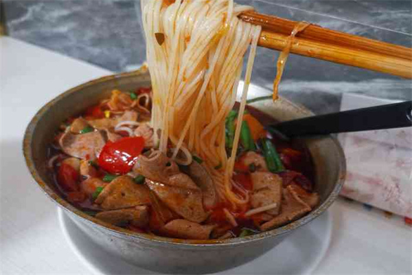 铁锅哥米线加盟费