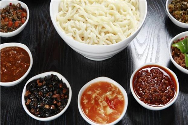 东麦田手擀面加盟费