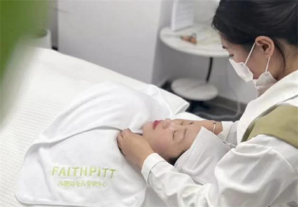 凡碧诗毛孔专研中心加盟费