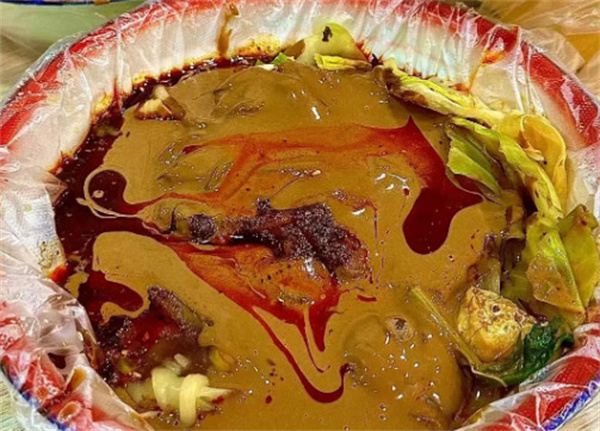 喜辣猫干汁大碗麻辣烫加盟费