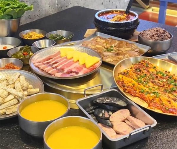 蚂蚁洞首尔烤肉大排档加盟费