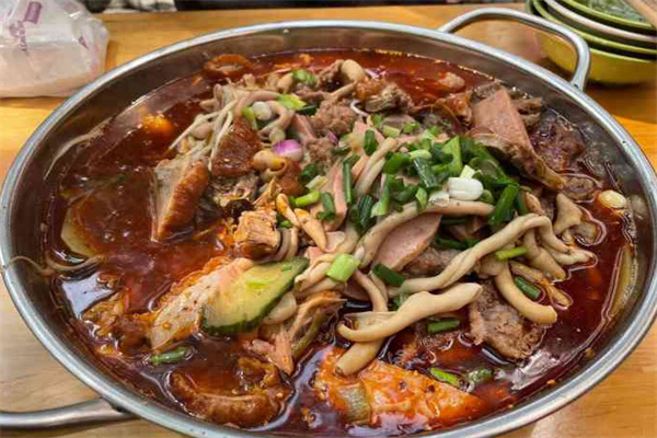 钢一区伍妹烤鸭加盟费