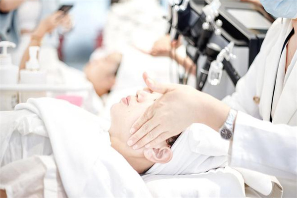 娜朵洗脸吧加盟费