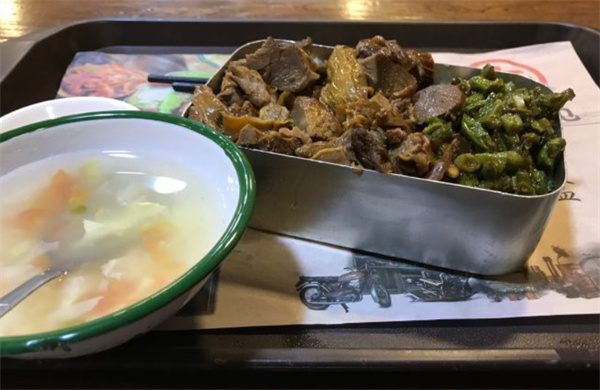 肥灶.1988老饭盒加盟费