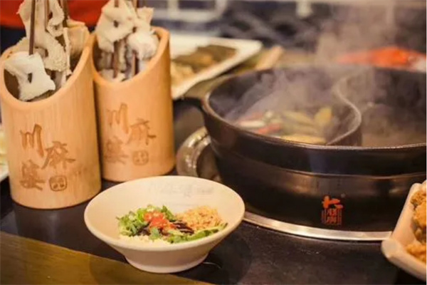 川麻婆串串香加盟费