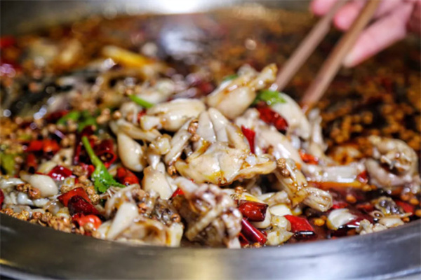 廖姥爷美蛙鱼头加盟费