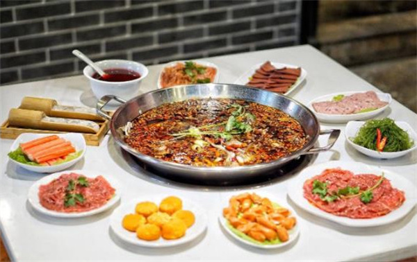 廖姥爷美蛙鱼头加盟费