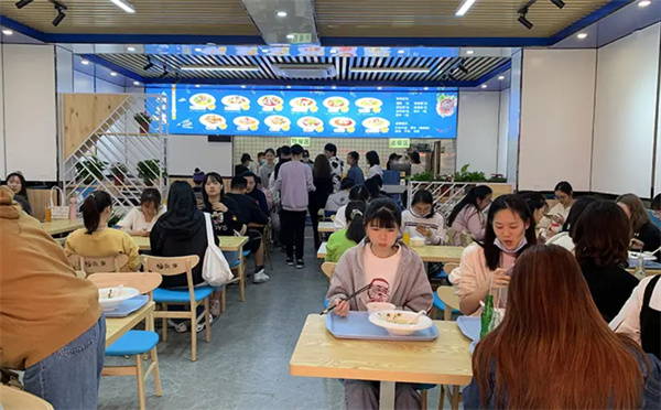 鱼拿酸菜鱼加盟费