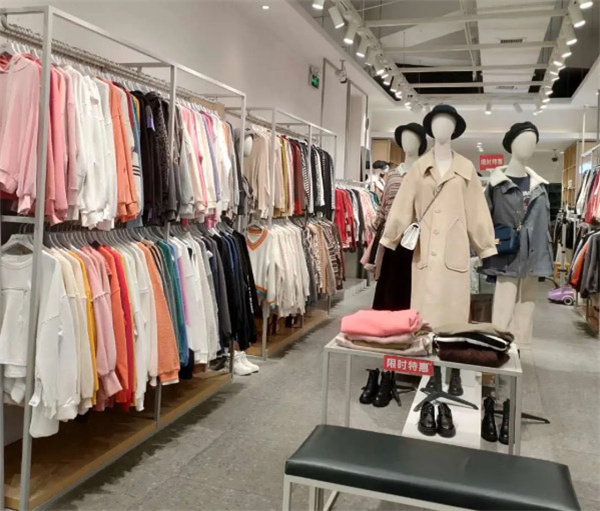 滚球的店加盟费