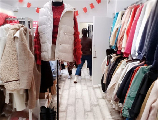 滚球的店加盟费