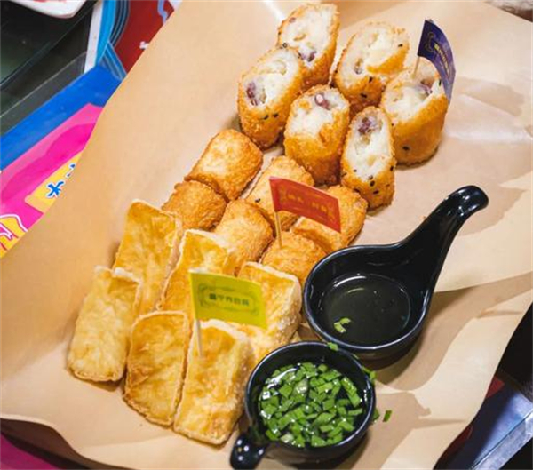 大吉利潮汕牛肉火锅加盟费