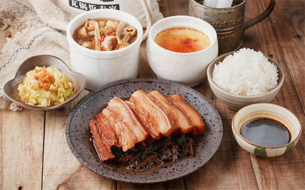 谷田稻香瓦锅饭加盟费