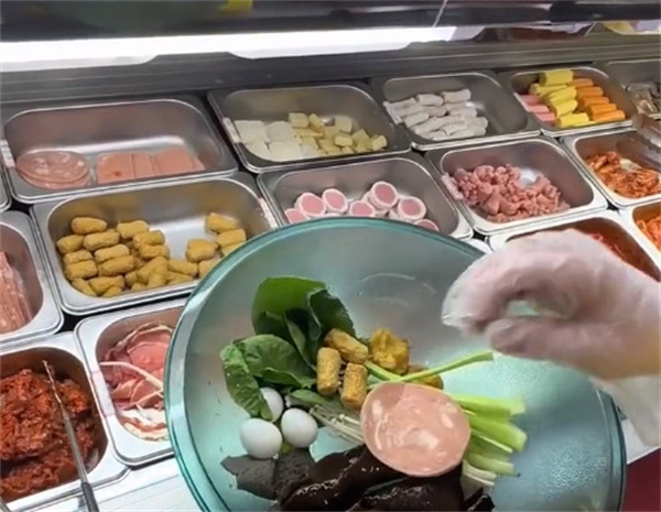 天水海英麻辣烫加盟费