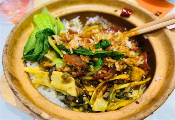 赵财财煲仔饭加盟费