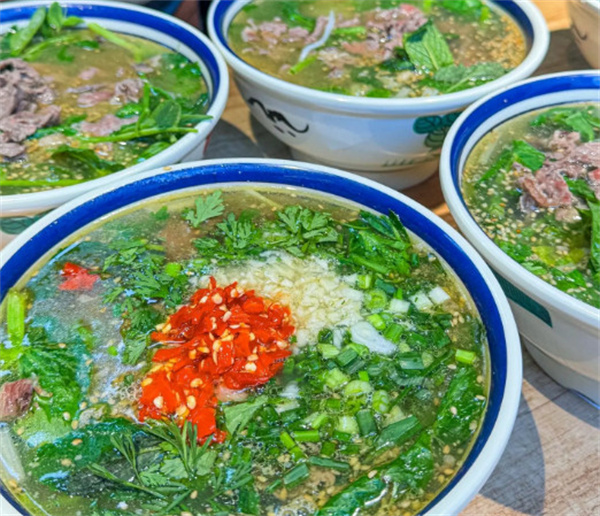 喃阿蛮生烫牛肉米线加盟费