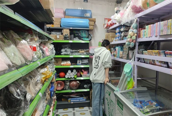 集市生活超市加盟费