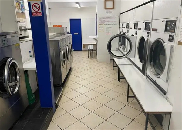 奥杰洗衣店加盟费