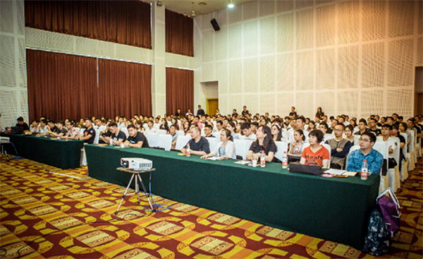 大牌油辣子冒菜加盟费