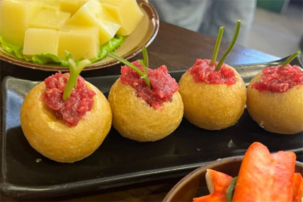 黔三一安顺夺夺粉火锅加盟费