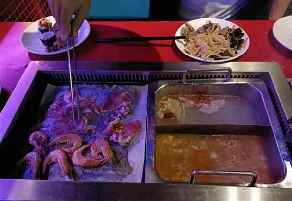 牛饱饱自助烧烤加盟费